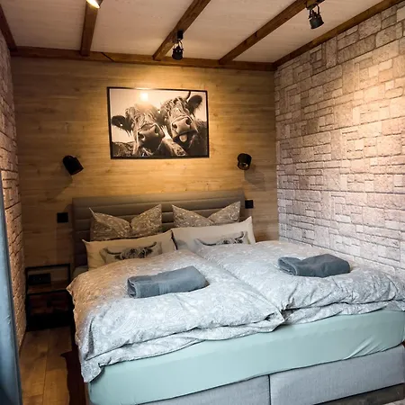 Ottobeurens Schmuckstueck Gemuetlich-stylische - Amethyst Appartement *